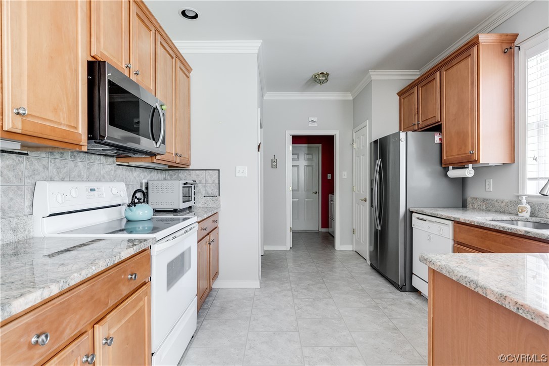 166 Carriage Point Ln