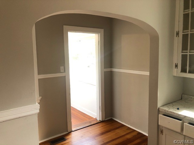 1404 Williamsburg Rd