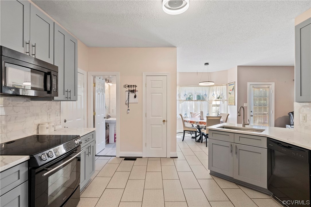 5013 Misty Spring Dr