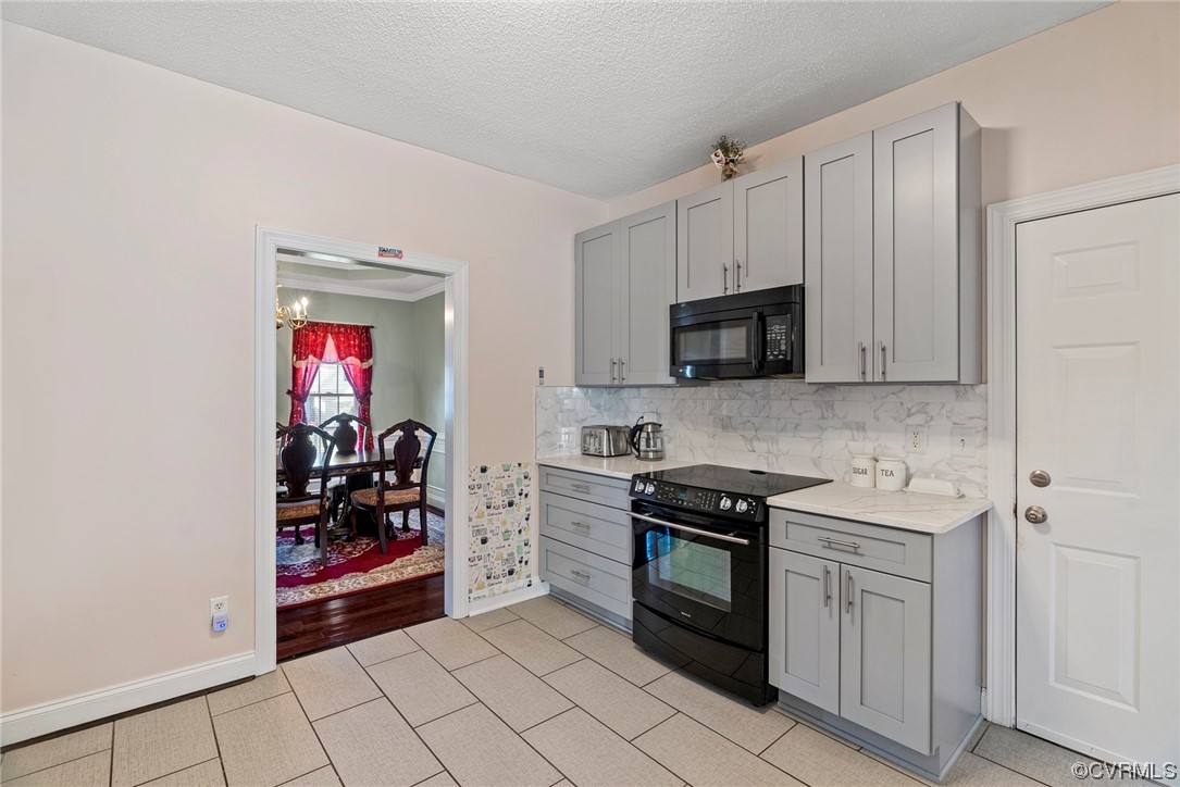 5013 Misty Spring Dr