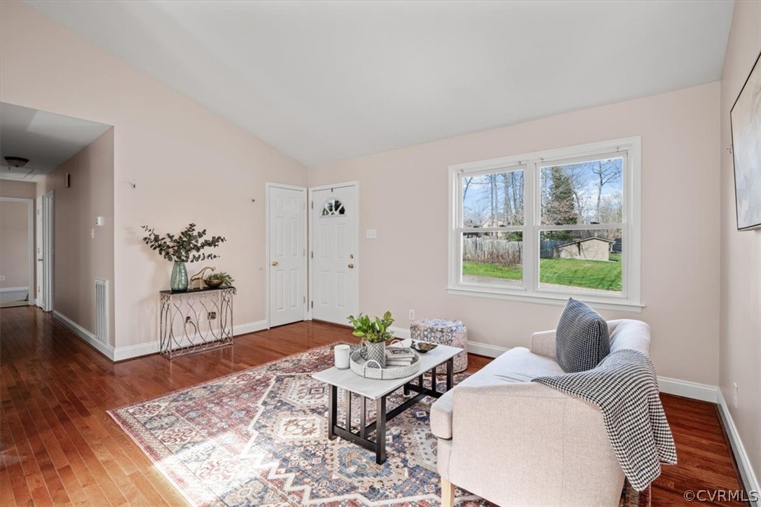 5831 Sara Kay Dr
