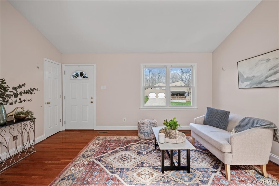 5831 Sara Kay Dr
