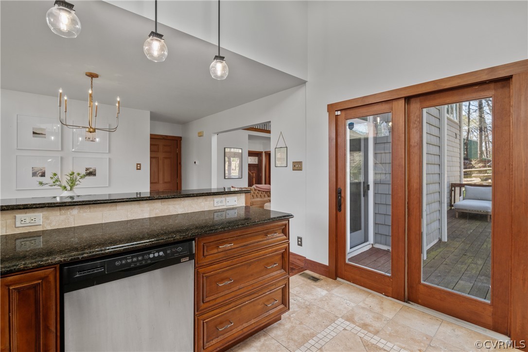 6218 Willow Glen Rd