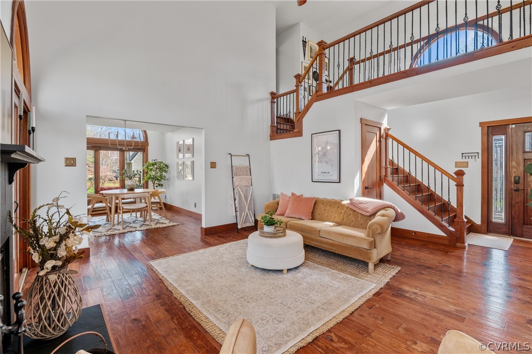 6218 Willow Glen Rd