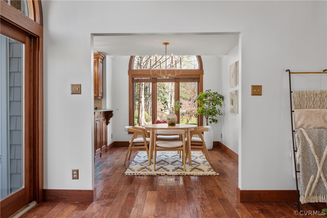 6218 Willow Glen Rd