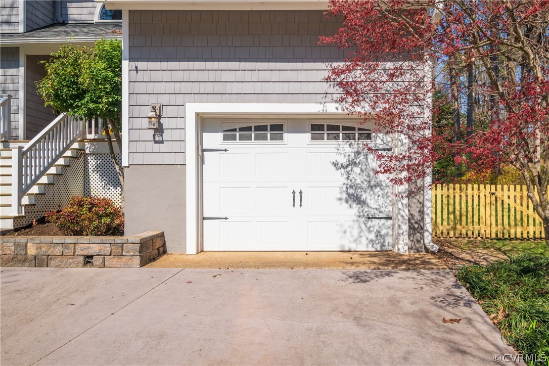 6218 Willow Glen Rd