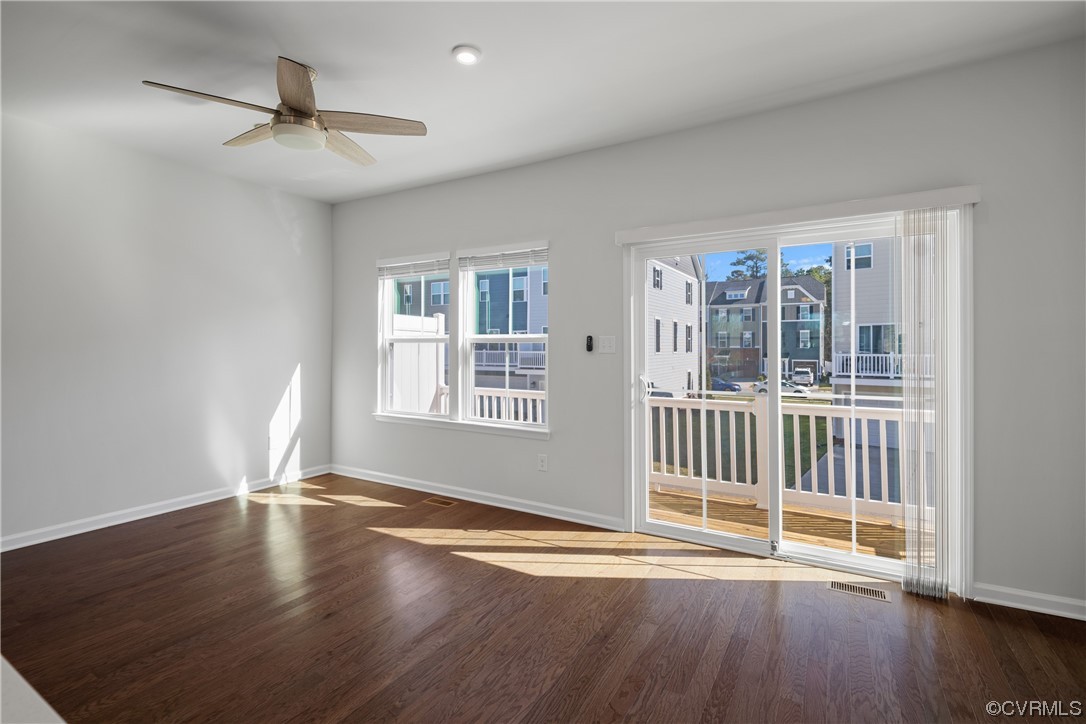 545 Crofton Village Trce