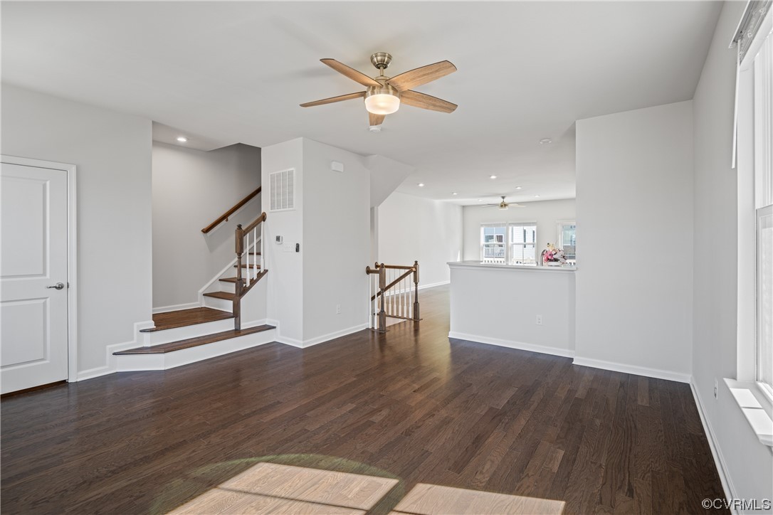 545 Crofton Village Trce