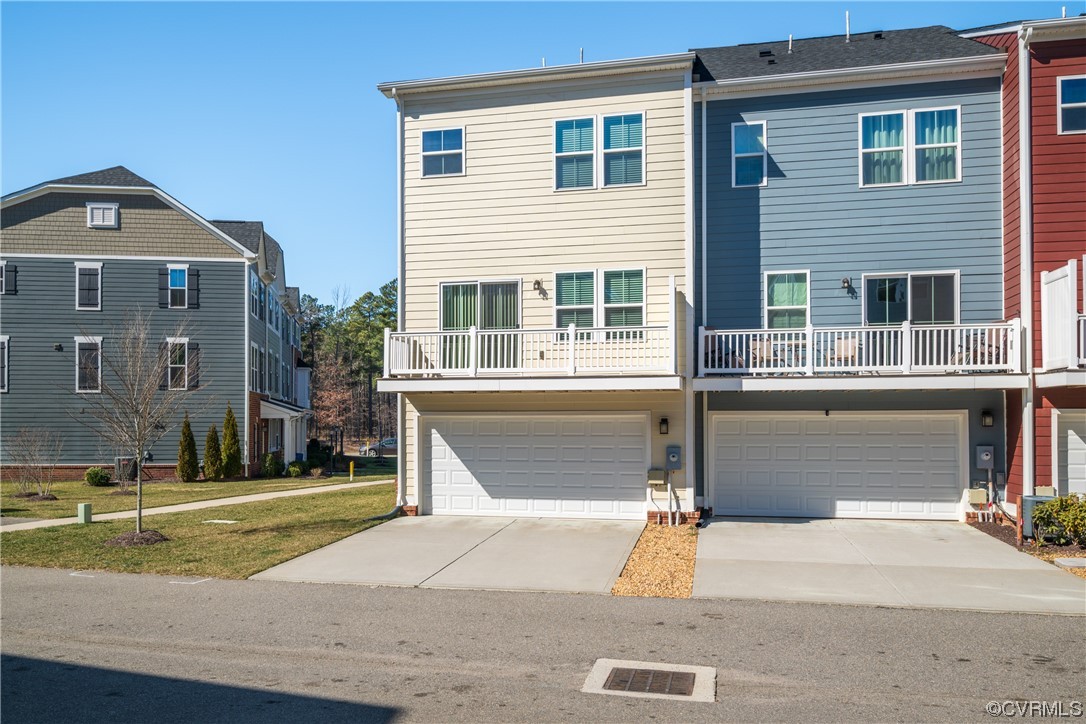 545 Crofton Village Trce