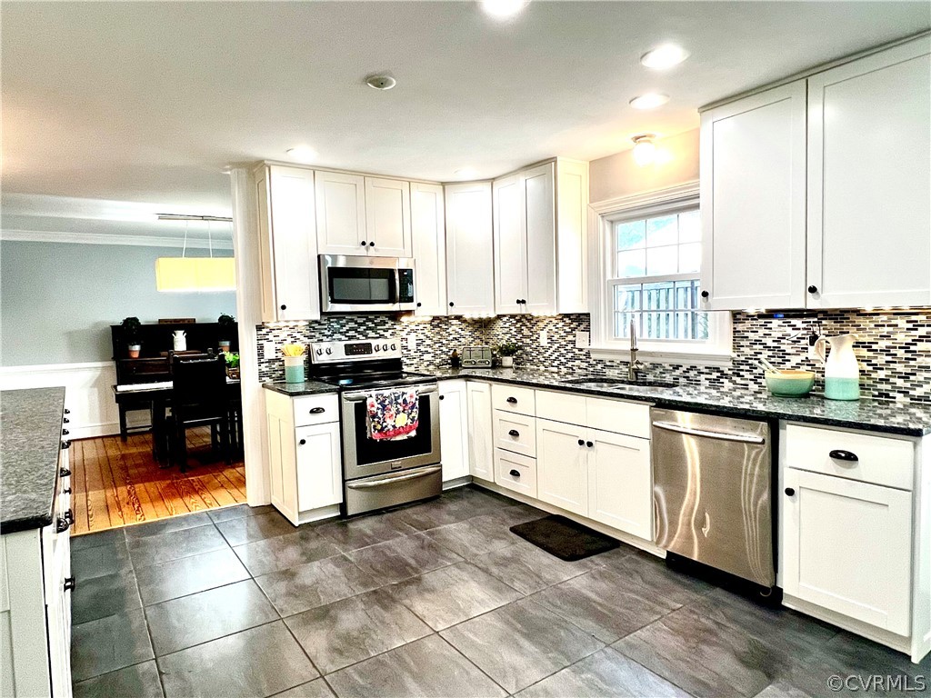 13604 Winterberry Rdg