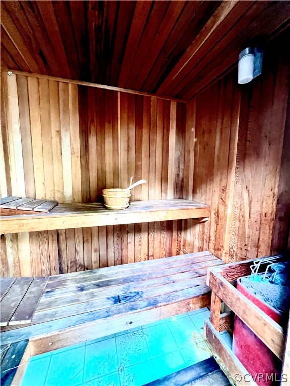 13604 Winterberry Rdg