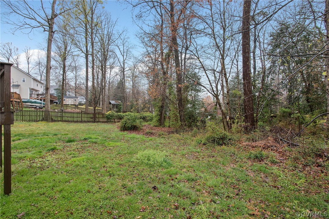 1512 Hardwood Ter