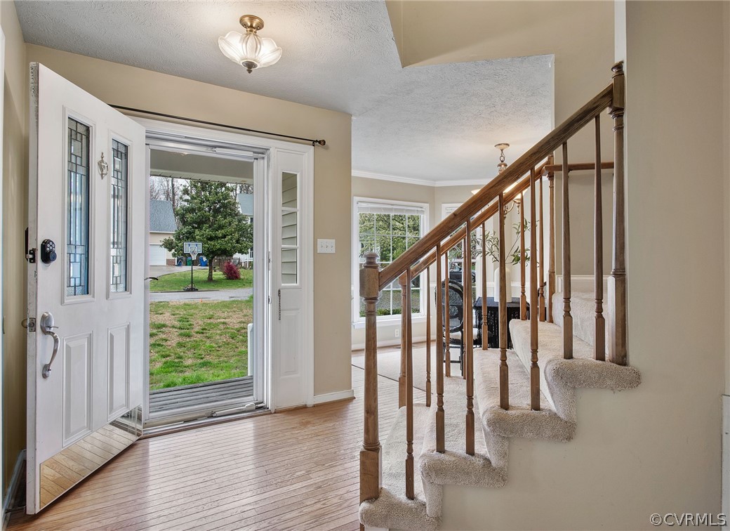 1512 Hardwood Ter