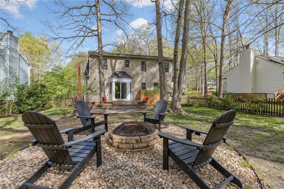 2113 Deer Meadow Ln