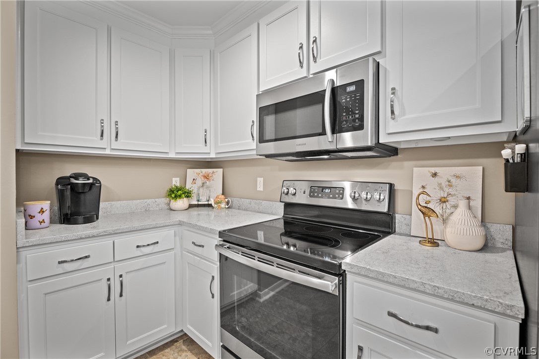 5303 Meadow Chase Rd