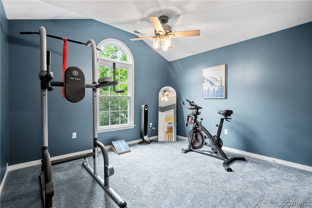 5303 Meadow Chase Rd