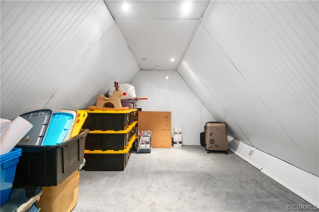 8827 Country View Ln