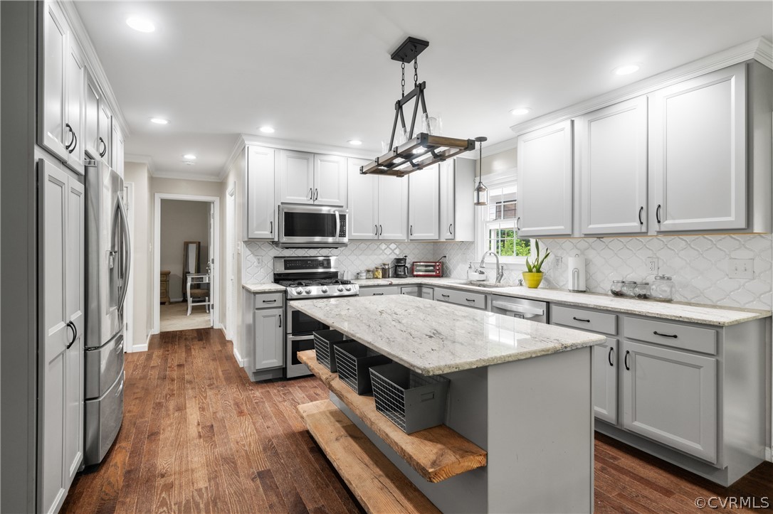 8827 Country View Ln