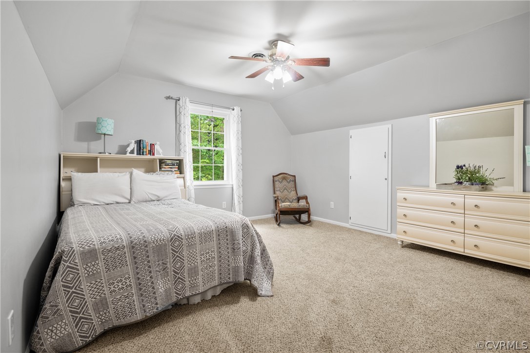 8827 Country View Ln