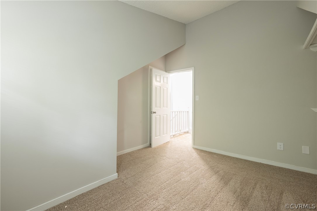 2633 Towngate Ct