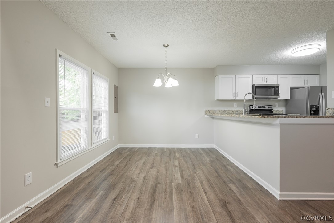 2633 Towngate Ct
