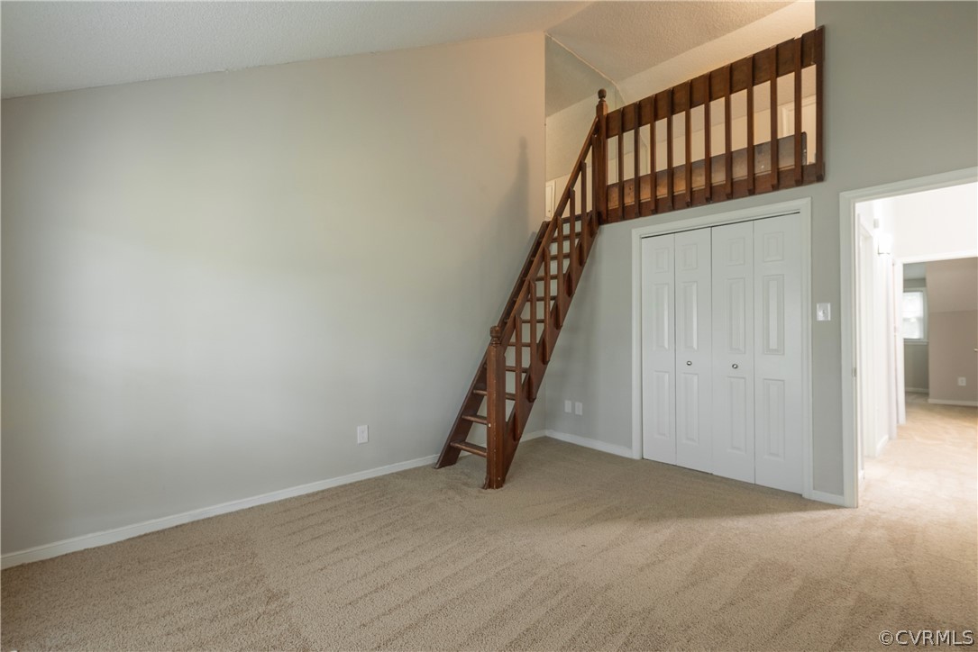 2633 Towngate Ct