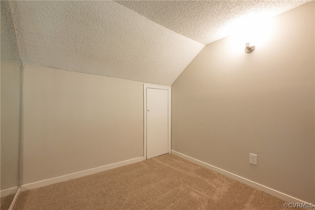 2633 Towngate Ct