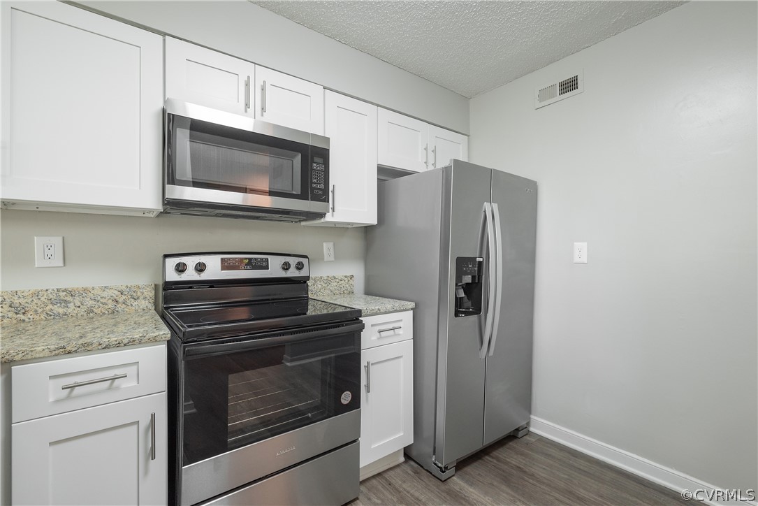 2633 Towngate Ct