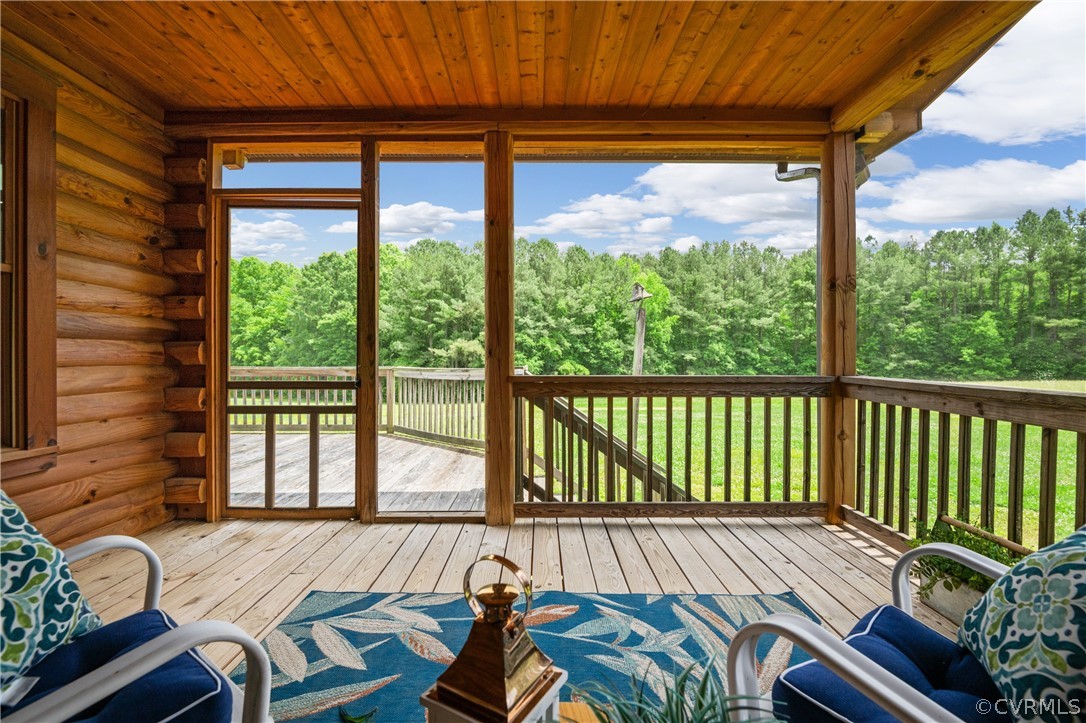 12201 Pin Oak Loop