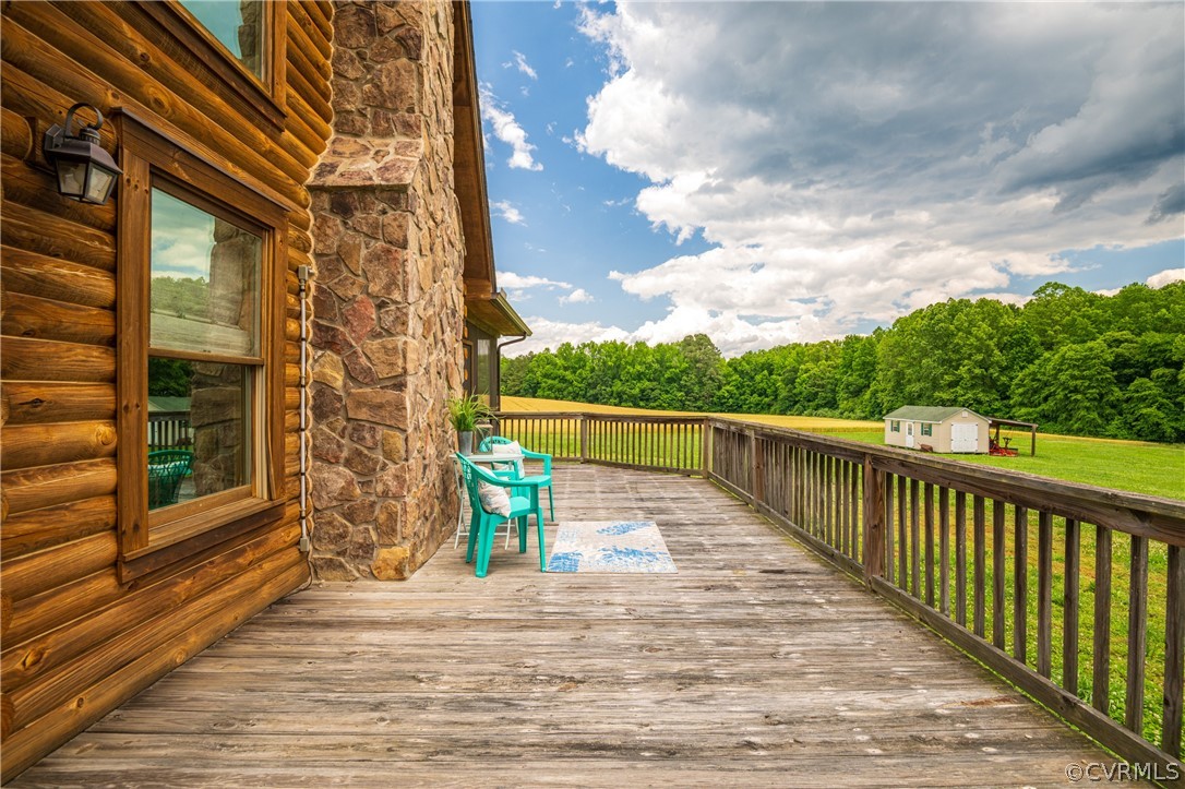 12201 Pin Oak Loop