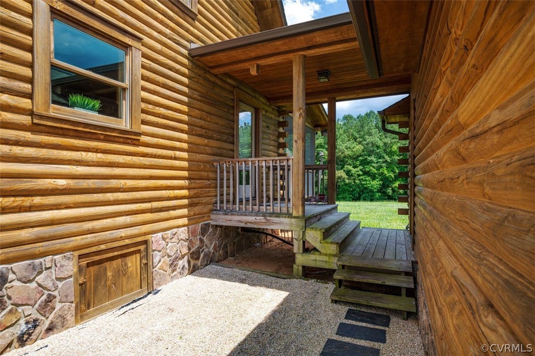 12201 Pin Oak Loop