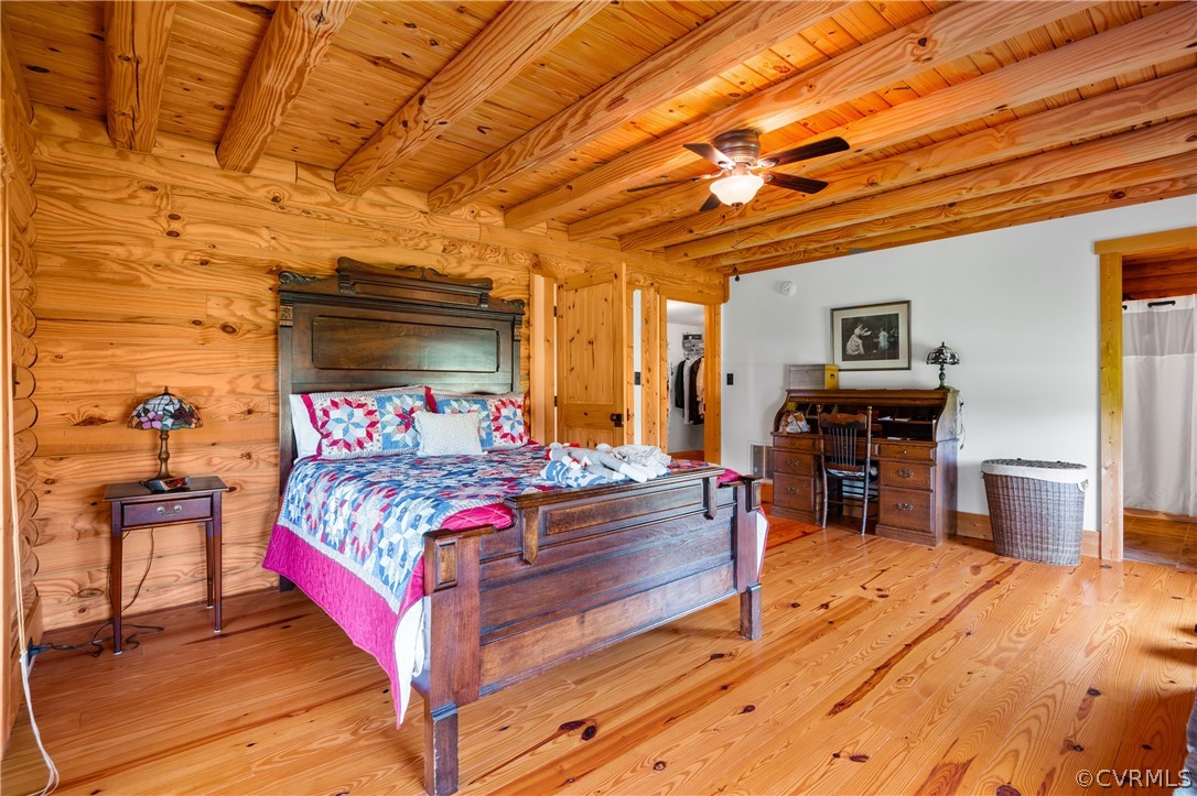 12201 Pin Oak Loop