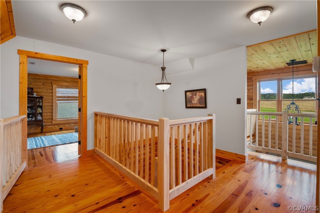 12201 Pin Oak Loop