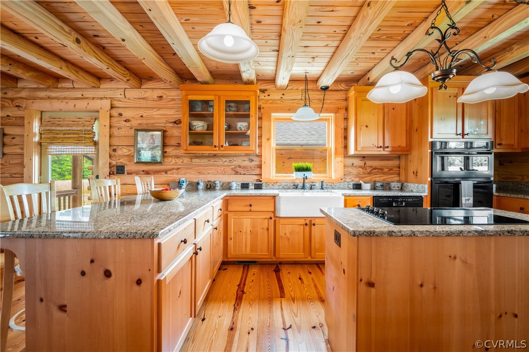 12201 Pin Oak Loop