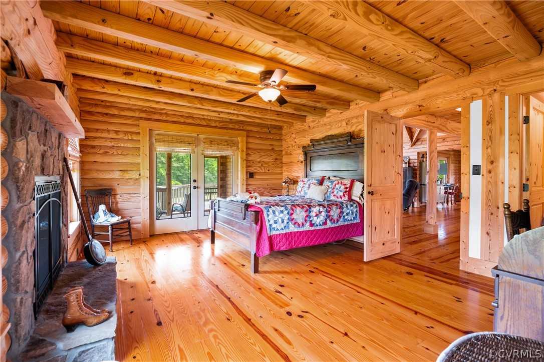 12201 Pin Oak Loop