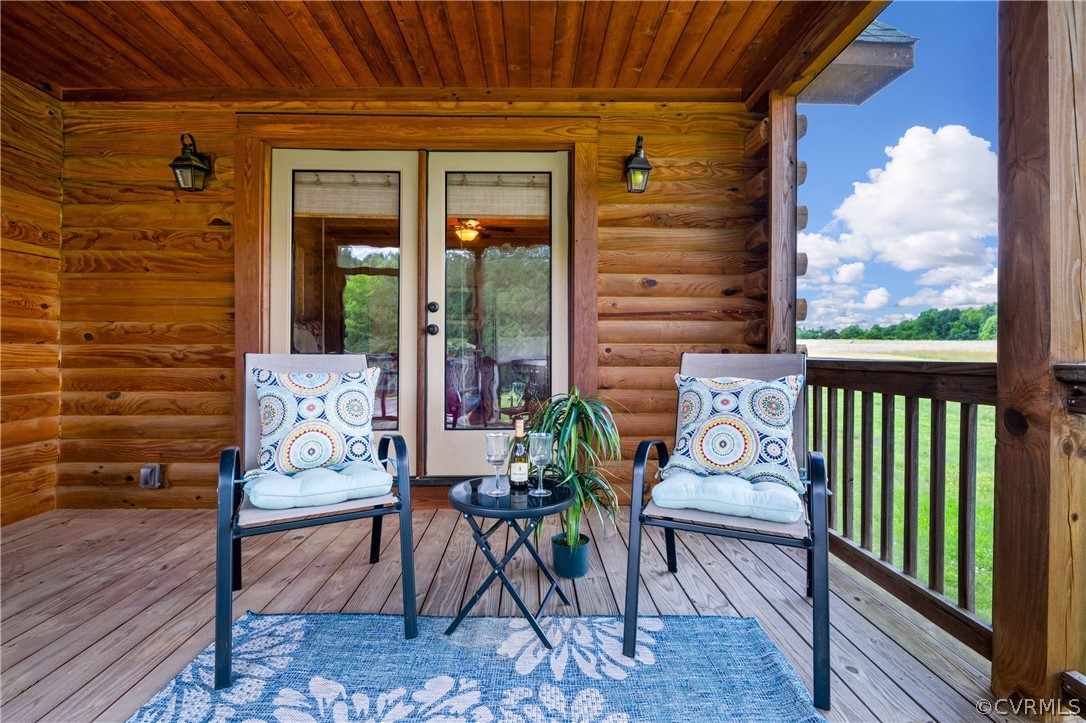 12201 Pin Oak Loop