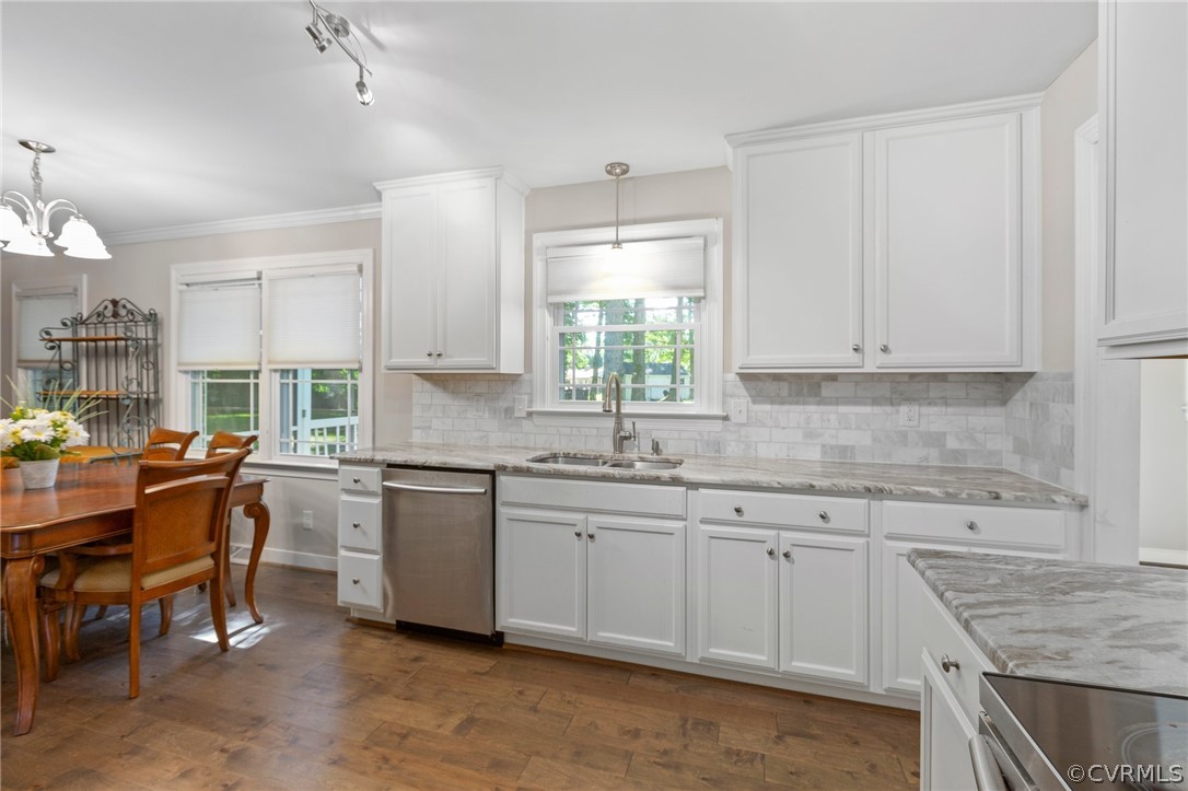 4111 Oxbridge Rd