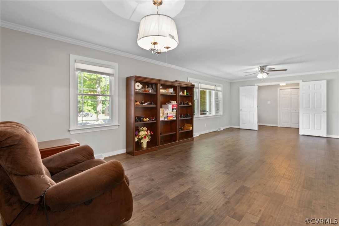 4111 Oxbridge Rd