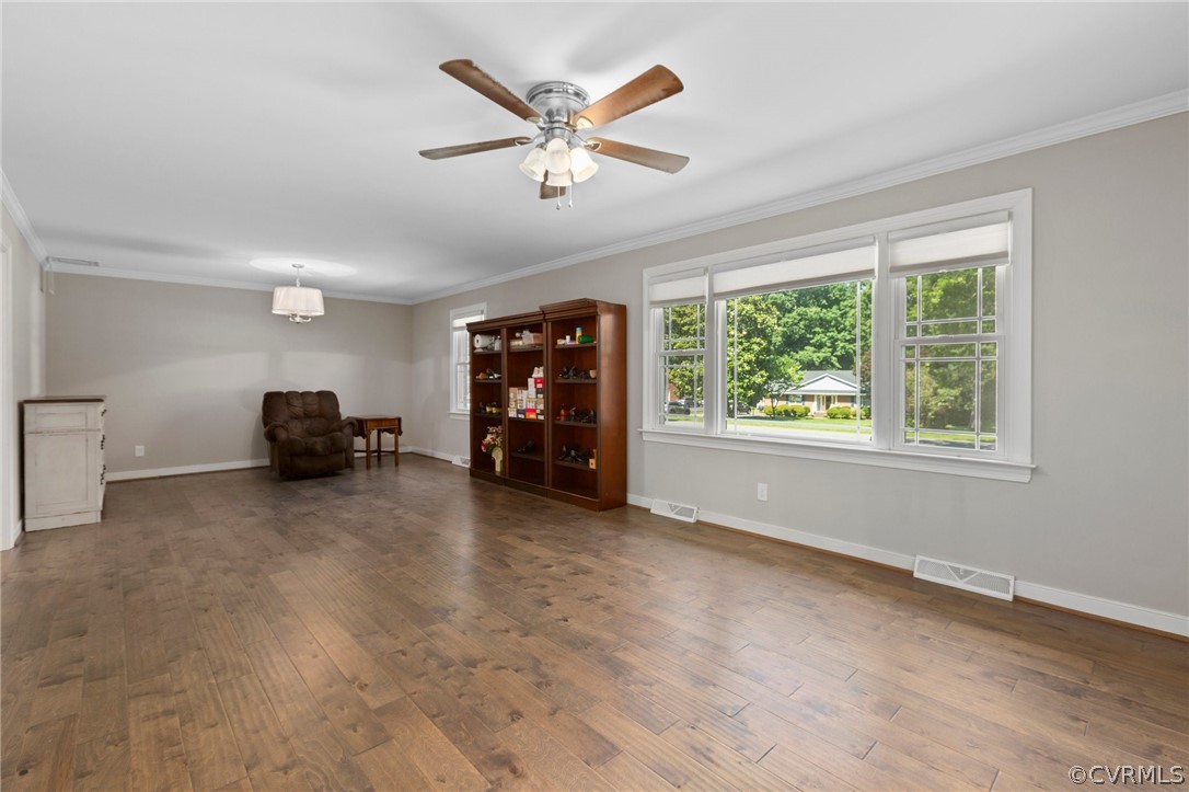 4111 Oxbridge Rd