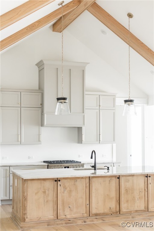 15930 Hidden Falls Dr