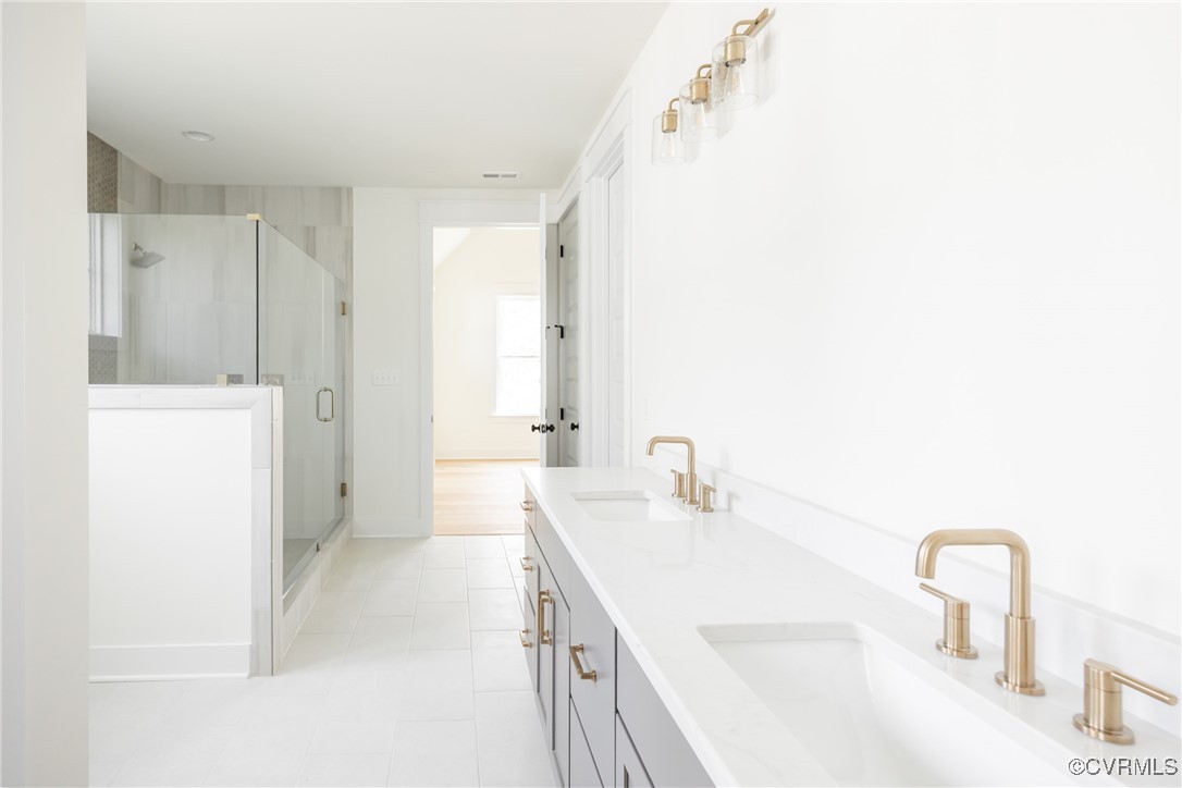 15930 Hidden Falls Dr