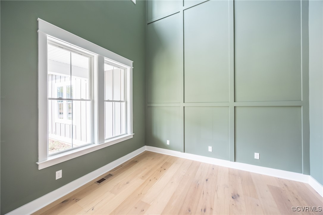 15930 Hidden Falls Dr