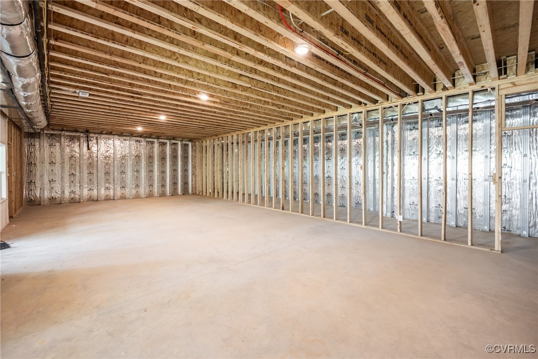 15930 Hidden Falls Dr