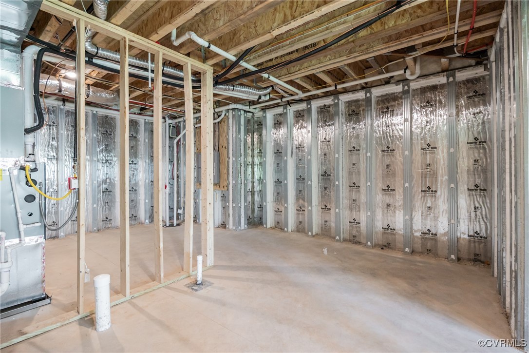 15930 Hidden Falls Dr