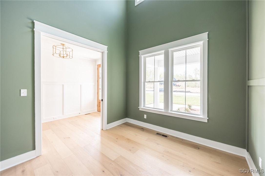 15930 Hidden Falls Dr