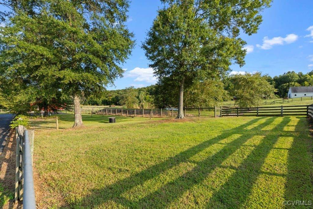 1260 Schroeder Rd