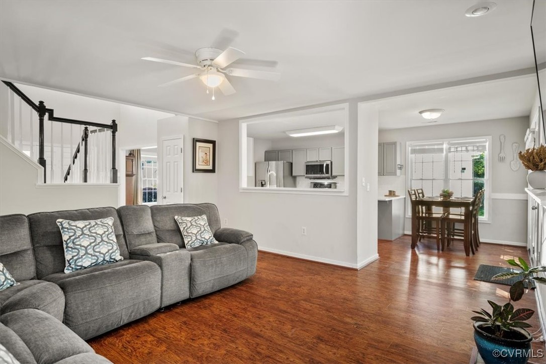 8867 Emerald Dunes Cir