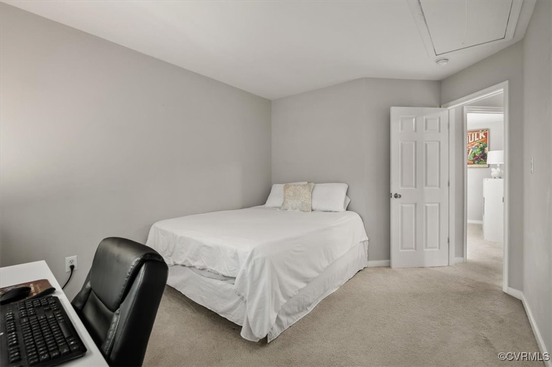 8867 Emerald Dunes Cir