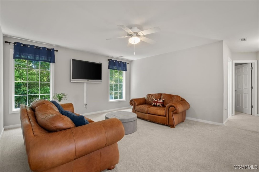 8867 Emerald Dunes Cir