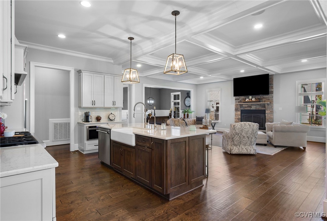 2013 Tulip Hill Dr